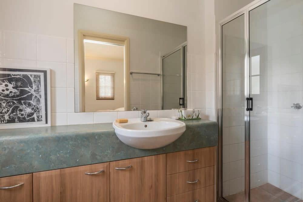 3 Bdrm 2 Bthrm House Close To Canberra Cbd & Anu 外观 照片